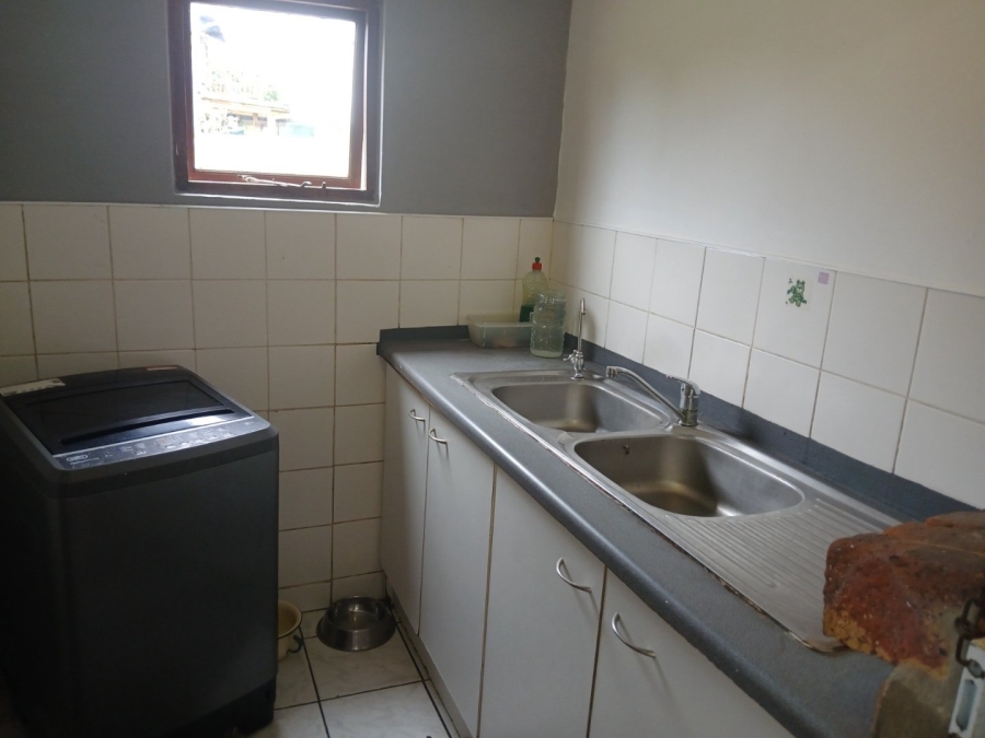 4 Bedroom Property for Sale in Noorsekloof Eastern Cape